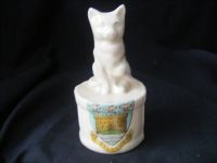 10742 Unmarked Crested China Cat sitting on a Drum - Crest for Sandown in Isle of Wight (IOW)